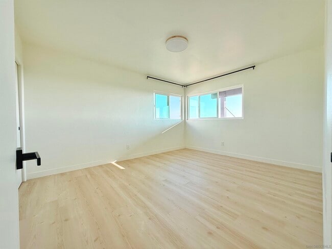 Building Photo - 5139 Hilda Rd