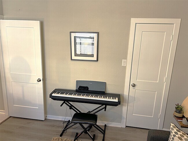 Building Photo - 16303 Tawny Emperor Dr