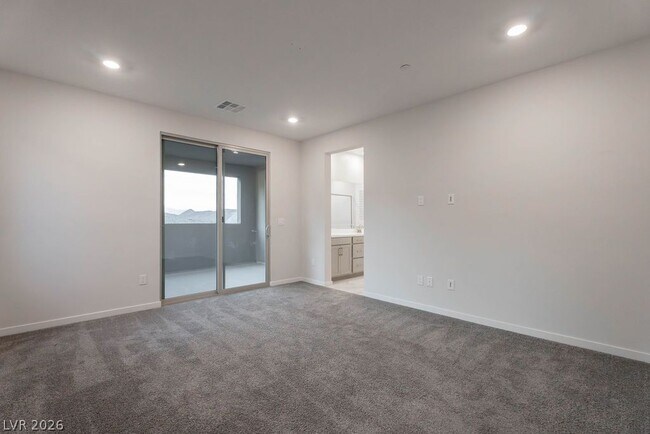 Building Photo - 11620 Desert Hollow Avenue