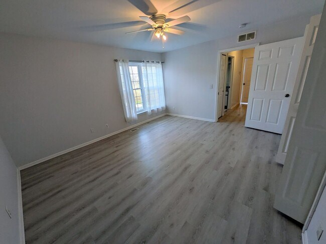 Building Photo - 56254 Troon N