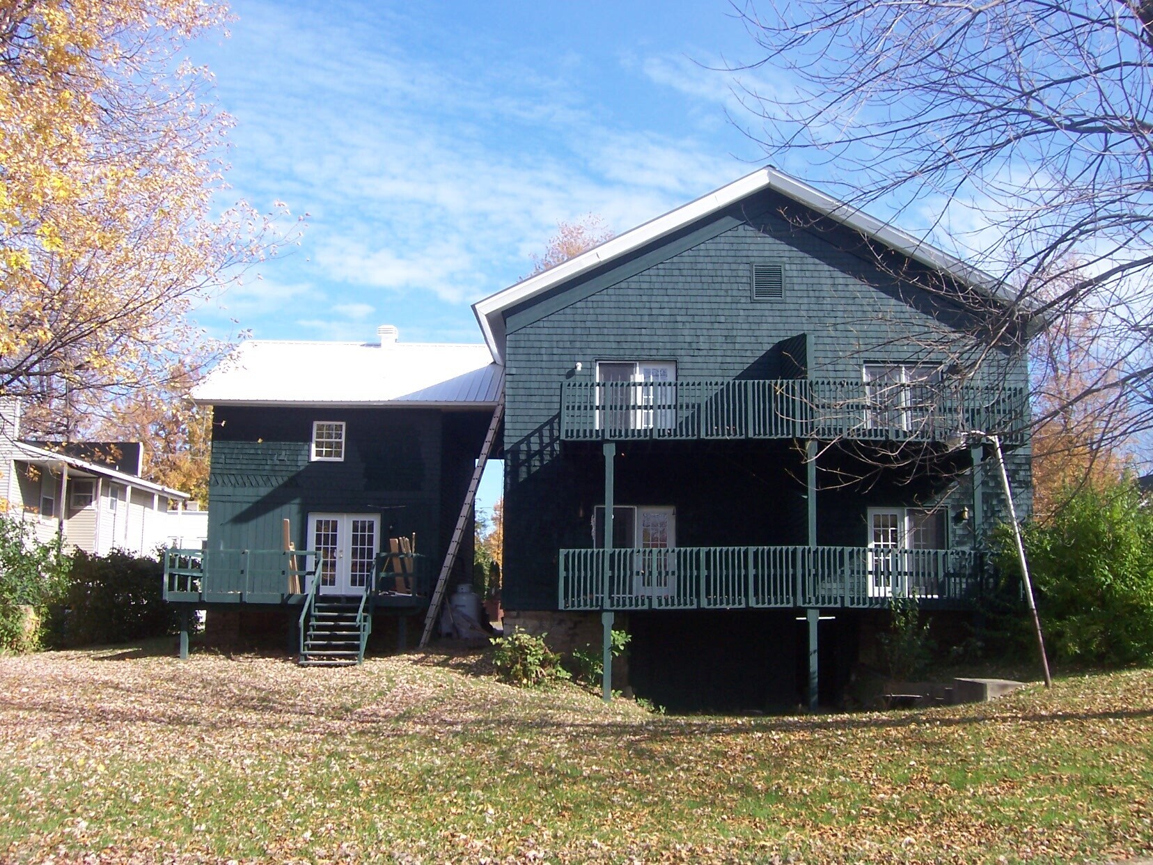 The small attached unit to the Left - 139 S Esselstyne St