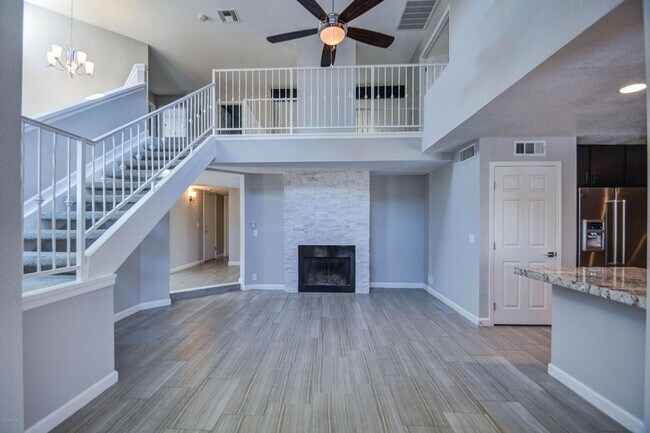 Building Photo - Offering 3 spacious bedrooms, 2.5 baths, l...