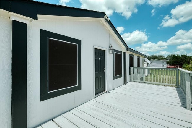 Building Photo - 132 Co Rd 247