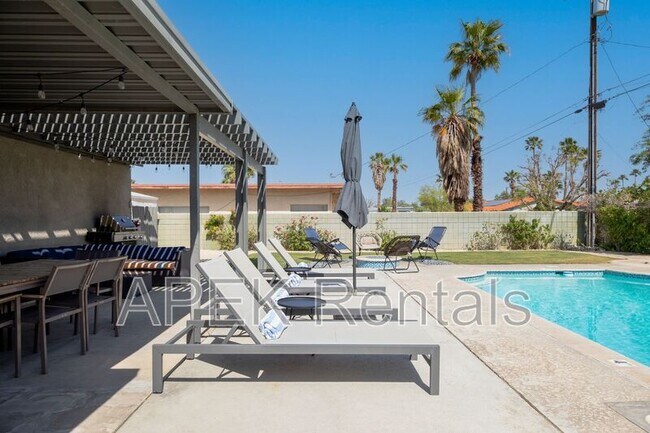 Building Photo - 2415 E Finley Rd