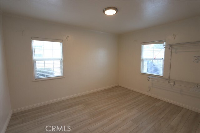 Building Photo - 2905 N Sierra Way