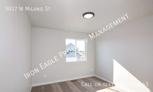 Building Photo - 5017 W Milano St