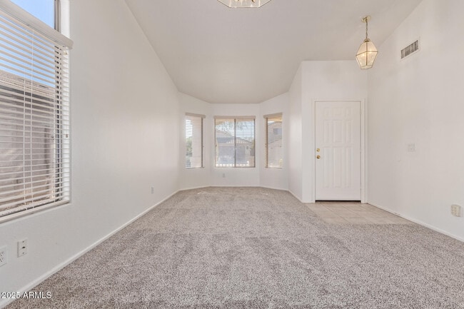 Building Photo - 2432 W Blue Sky Dr