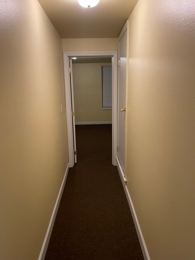 Building Photo - 610 Spruce St