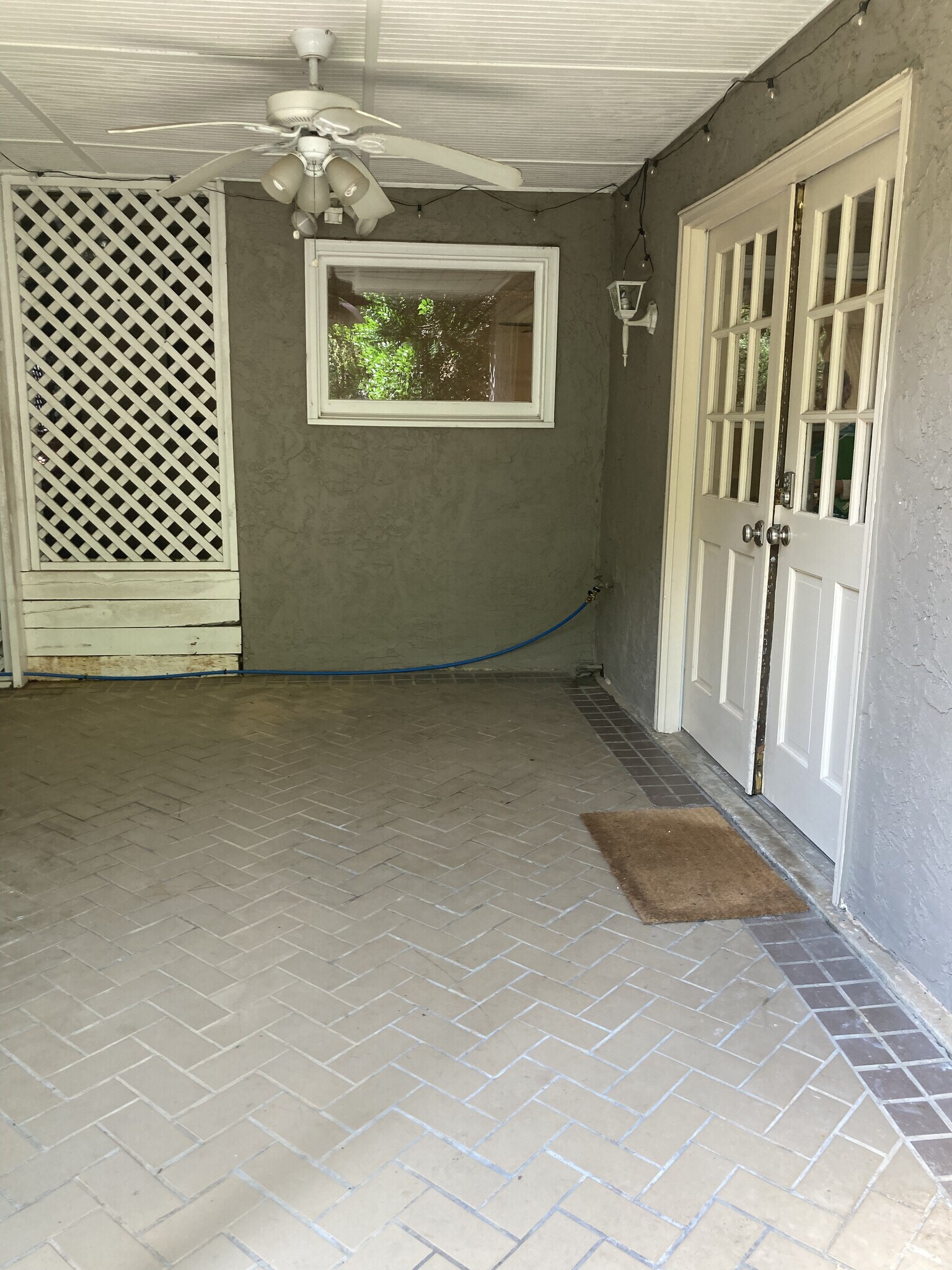 Building Photo - 4042 Penhurst Dr