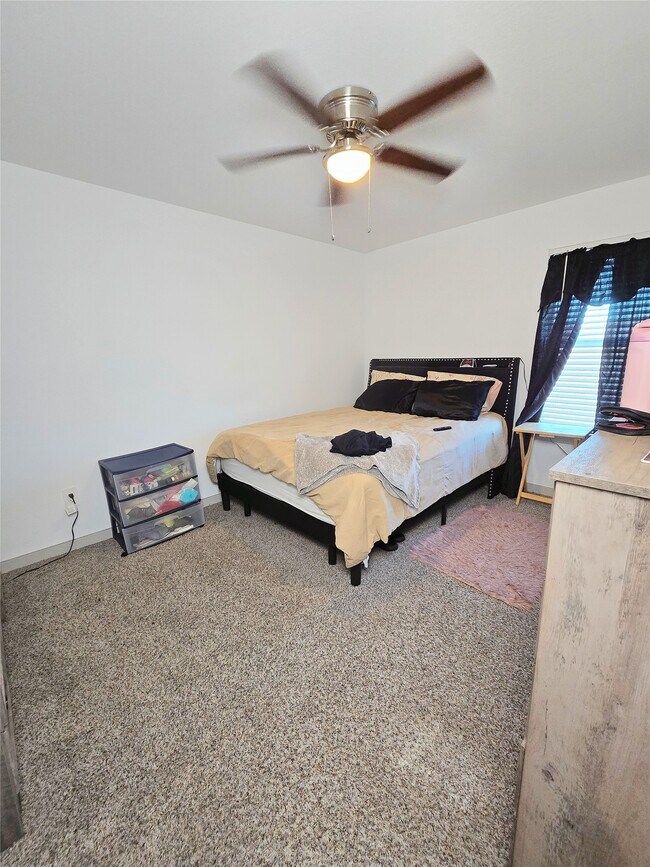 Building Photo - 7722 Caspian Ranch Dr