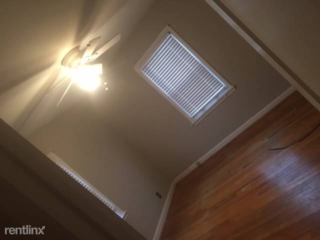 Building Photo - 6939 Lois Dr