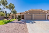 Building Photo - 1245 E San Carlos Way
