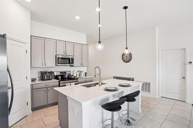 Building Photo - 4834 Edensbridge Ln