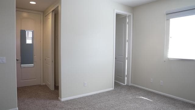 Building Photo - 1050 White Alder Ave