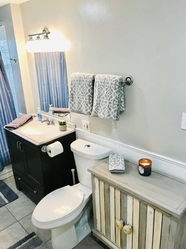 Building Photo - Beautiful 3 Bedroom Home in the Garden District of CDA