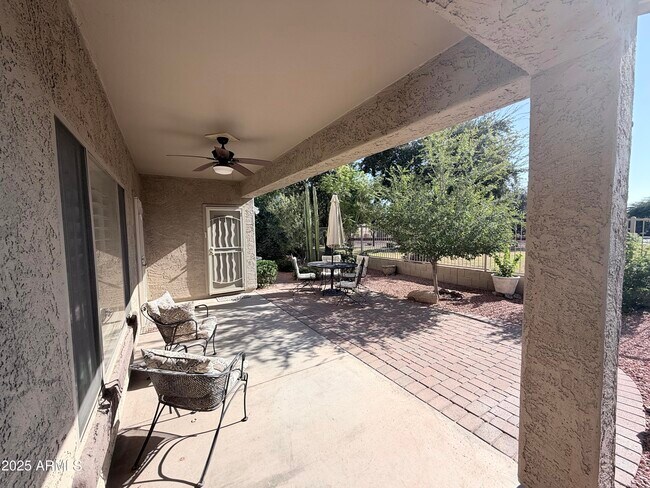 Building Photo - 16549 W Rowel Rd