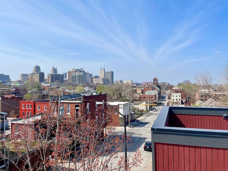 Building Photo - 1036 Missouri Ave