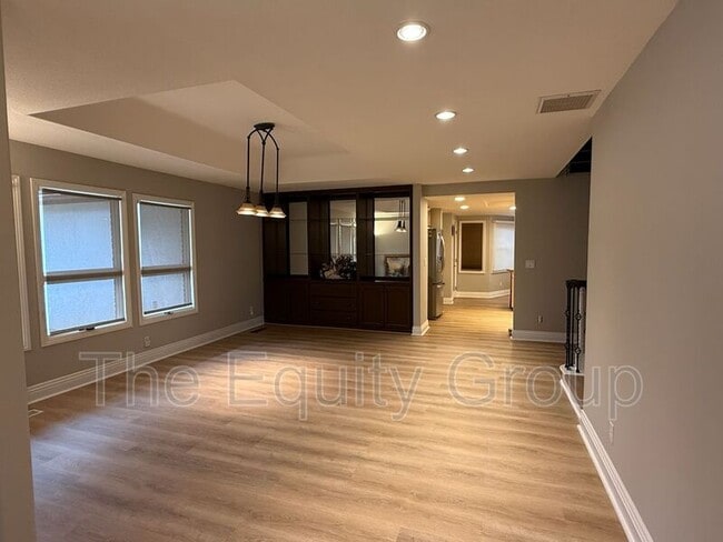 Building Photo - 5418 W Sweet Dr