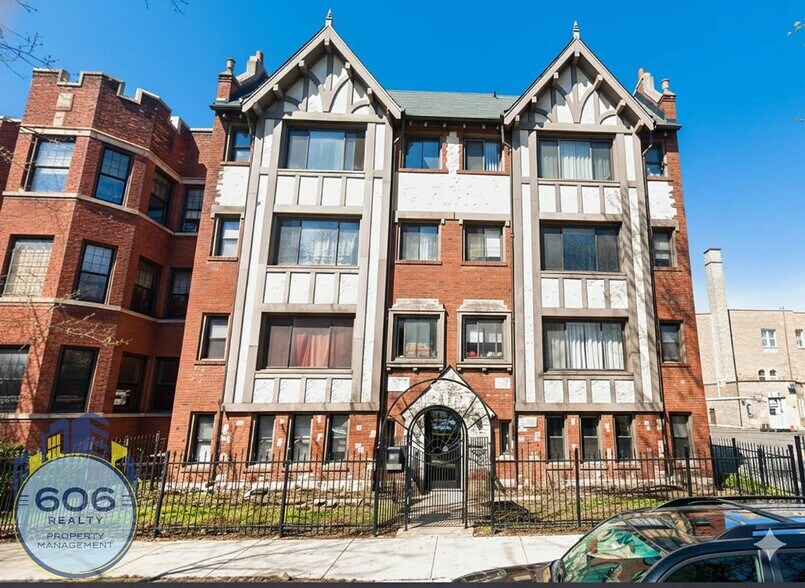 Building Photo - 6912 N Ashland Ave