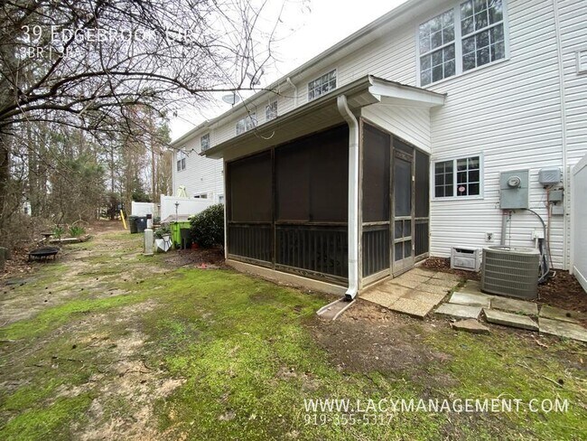 Building Photo - 39 Edgebrook Cir