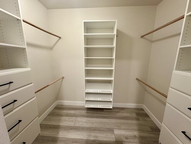 Building Photo - 2315 Tavern Rd