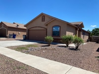Building Photo - 14430 Ave