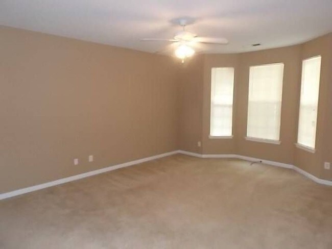 Building Photo - 7322 Bridlewood Ct