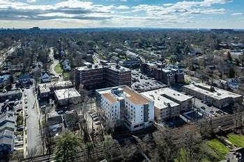 Building Photo - 751 Vose Ave