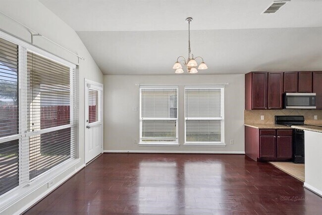 Building Photo - 19454 Plantation Cove Ln