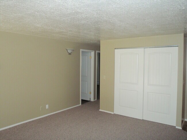 Primary Photo - Yokshire Condos