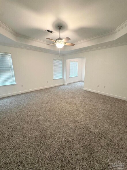 Building Photo - 872 Solimar Way