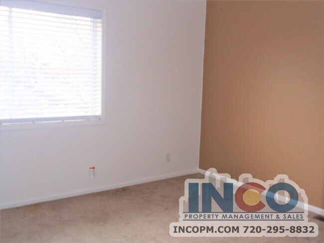 Building Photo - 2280 S Zuni St