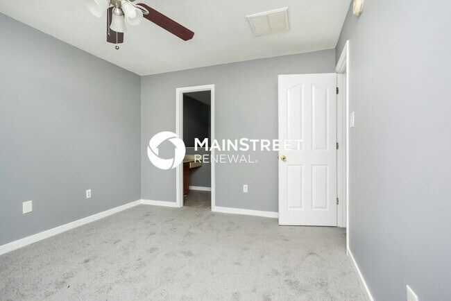 Building Photo - 4 Bedroom Pet-Friendly Home in Horn Lake, MS with Main Street Renewal