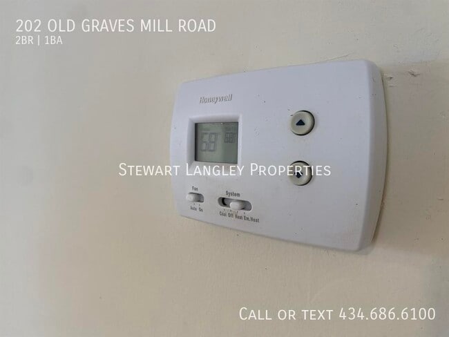 Building Photo - 202 Old Graves Mill Rd