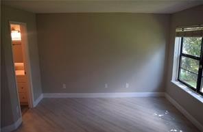 Building Photo - 3950 Atrium Dr