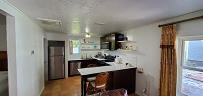 Building Photo - 1403 Indian River Ave