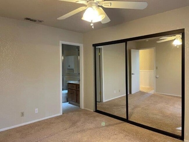 Building Photo - Spacious 3 bedroom home for rent