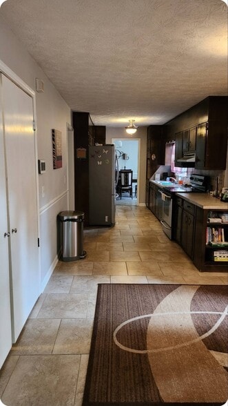 Building Photo - 4360 Elegance Dr