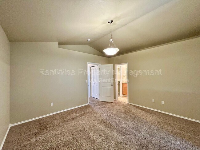 Building Photo - 10829 Cloudless St