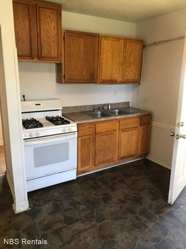 Building Photo - 2 br, 1 bath House - 712 Norwood St