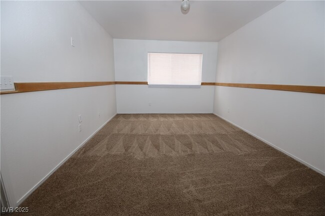 Building Photo - 5012 Starfinder Ave