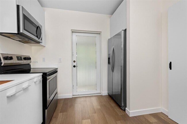 Building Photo - 266 NW 42nd St