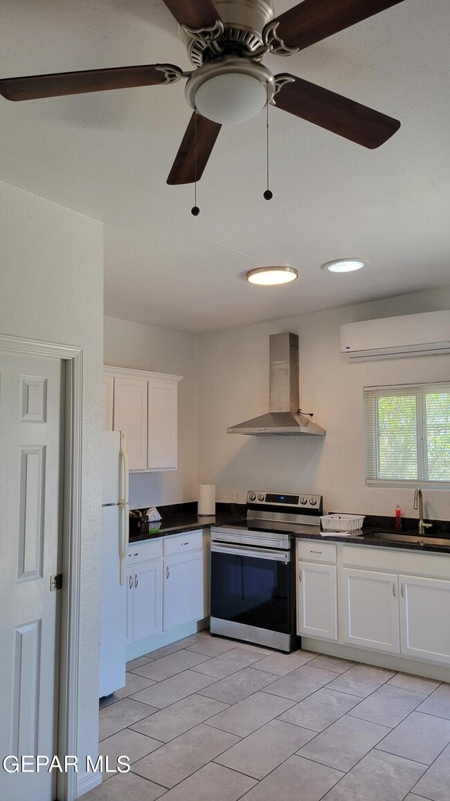 Building Photo - 2225 Magoffin Ave