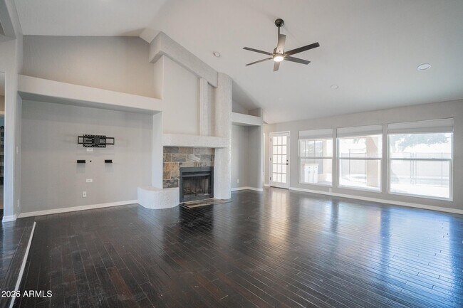 Building Photo - 16006 S 39th St