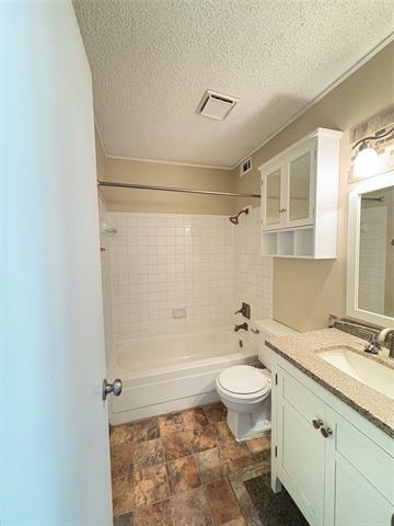 Building Photo - 1805 W Spring Creek Pkwy