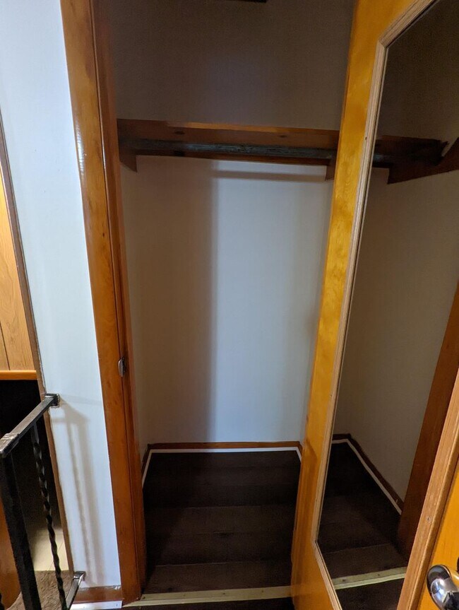 Building Photo - 359 Eagle School Rd