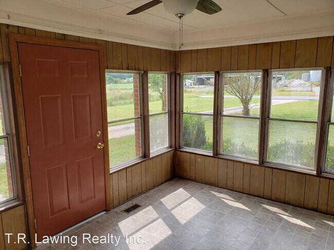 Building Photo - 2 br, 1 bath House - 3440 Fallston Road