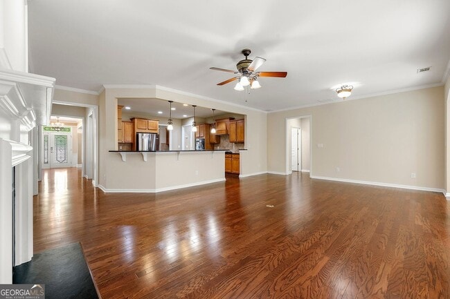 Building Photo - 232 Begonia Ct