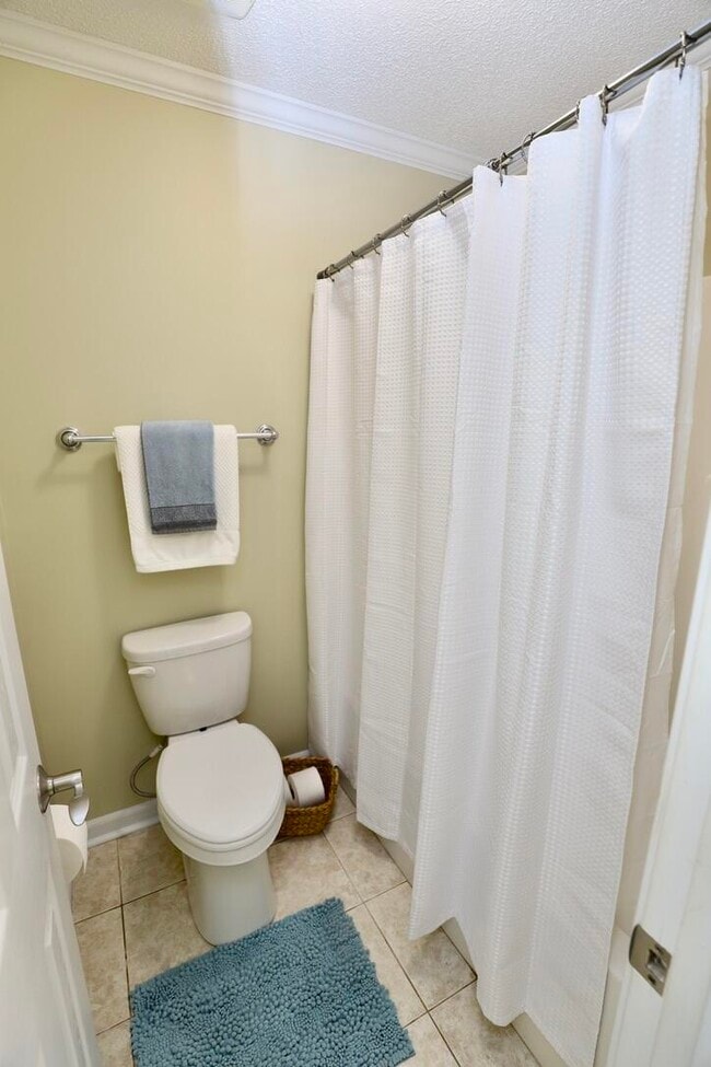 Building Photo - 3196 Daufaskie Rd