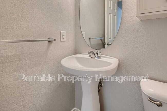 Building Photo - 4025 Golden Horn Ln